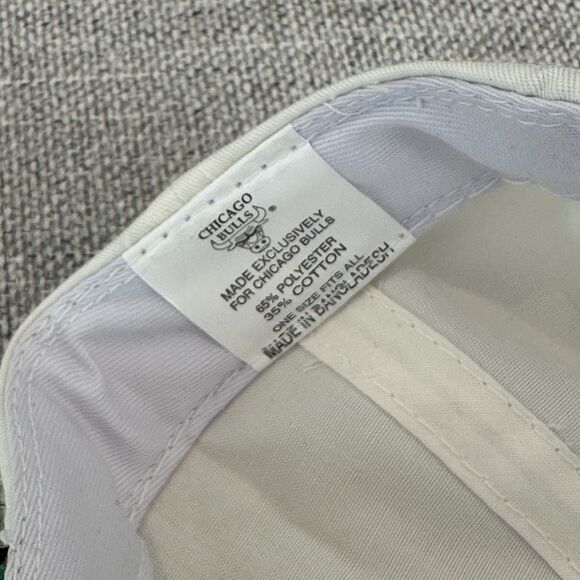 Vintage 90's Chicago Bulls 30 Year Anniversary Snapback Hat 1995-1996 Team Issue - Picture 7 of 7